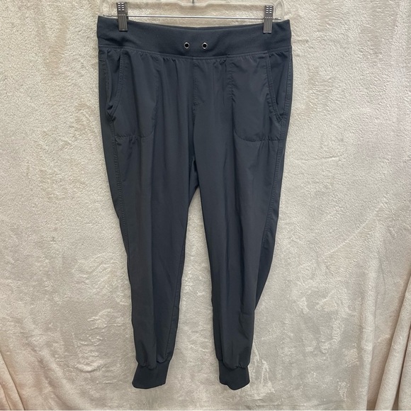 Athleta women’s gray joggers pants size 4 missing drawstring - Picture 5 of 7